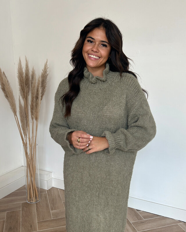 ruffle knit dress - kaki