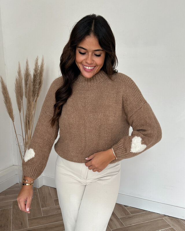 trui hartjesmouw - camel