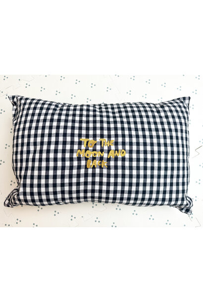 Cushion Checked-Inn  - Dark Blue - To The Moon And Back  Goud