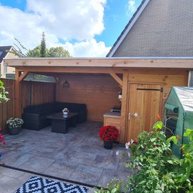 Overkapping met schuur  - 550x300cm