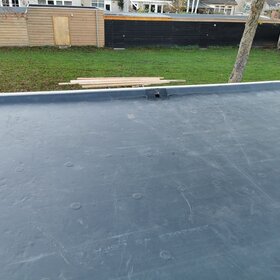 EPDM  incl.  lijm - Rolbreedte 458cm