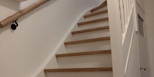 Waar dienen stootborden bij trappen voor?
