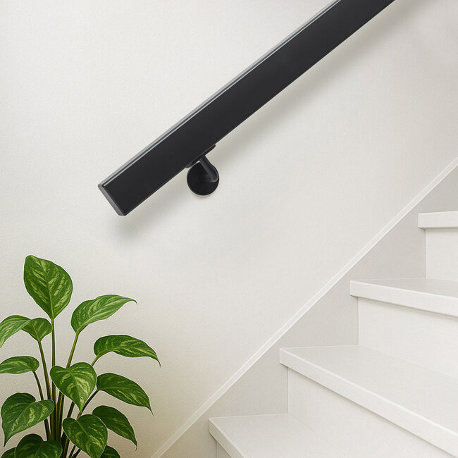 Zwart hardhouten trapleuning | Rechthoekig (38x67 mm)