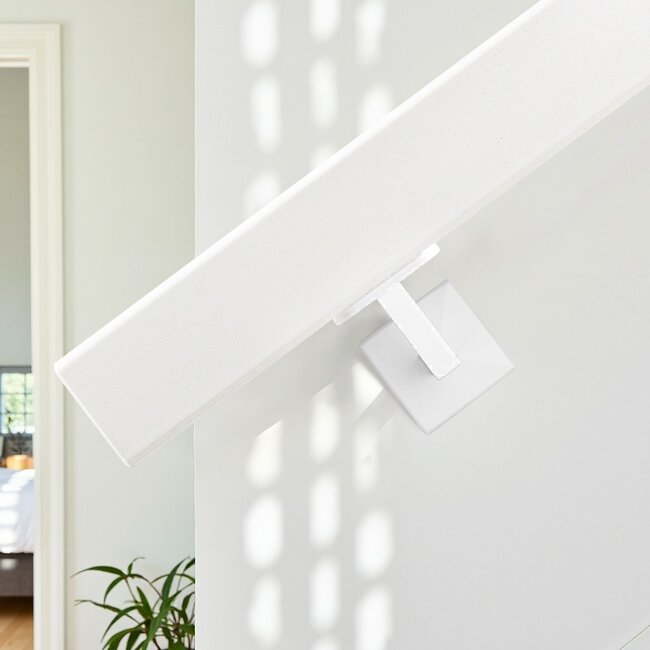 Wit hardhouten trapleuning | Rechthoekig (38x67 mm)