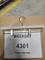 Weekday 4301_Clip hanger large
