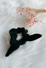 Siena  / Knotted velvet scrunchie - Green