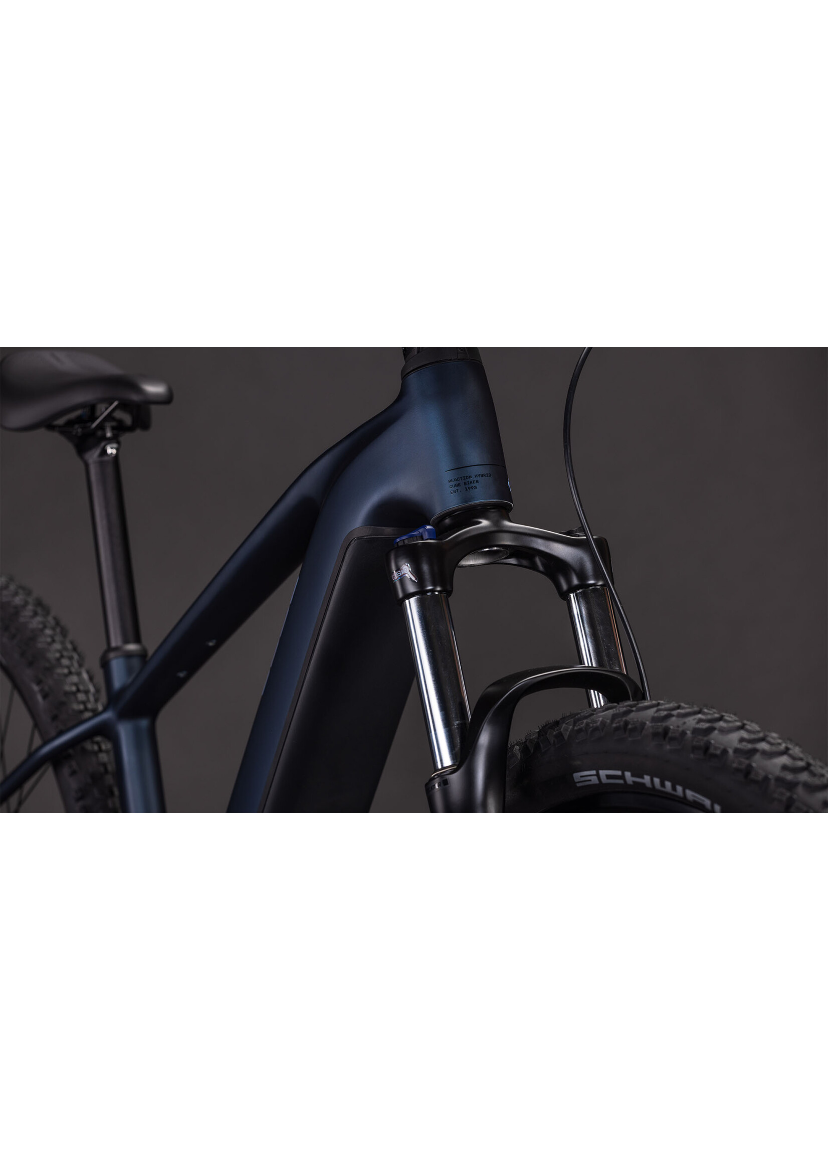 CUBE Cube Reaction Hybrid Performance 600 indigoblue´n´reflex