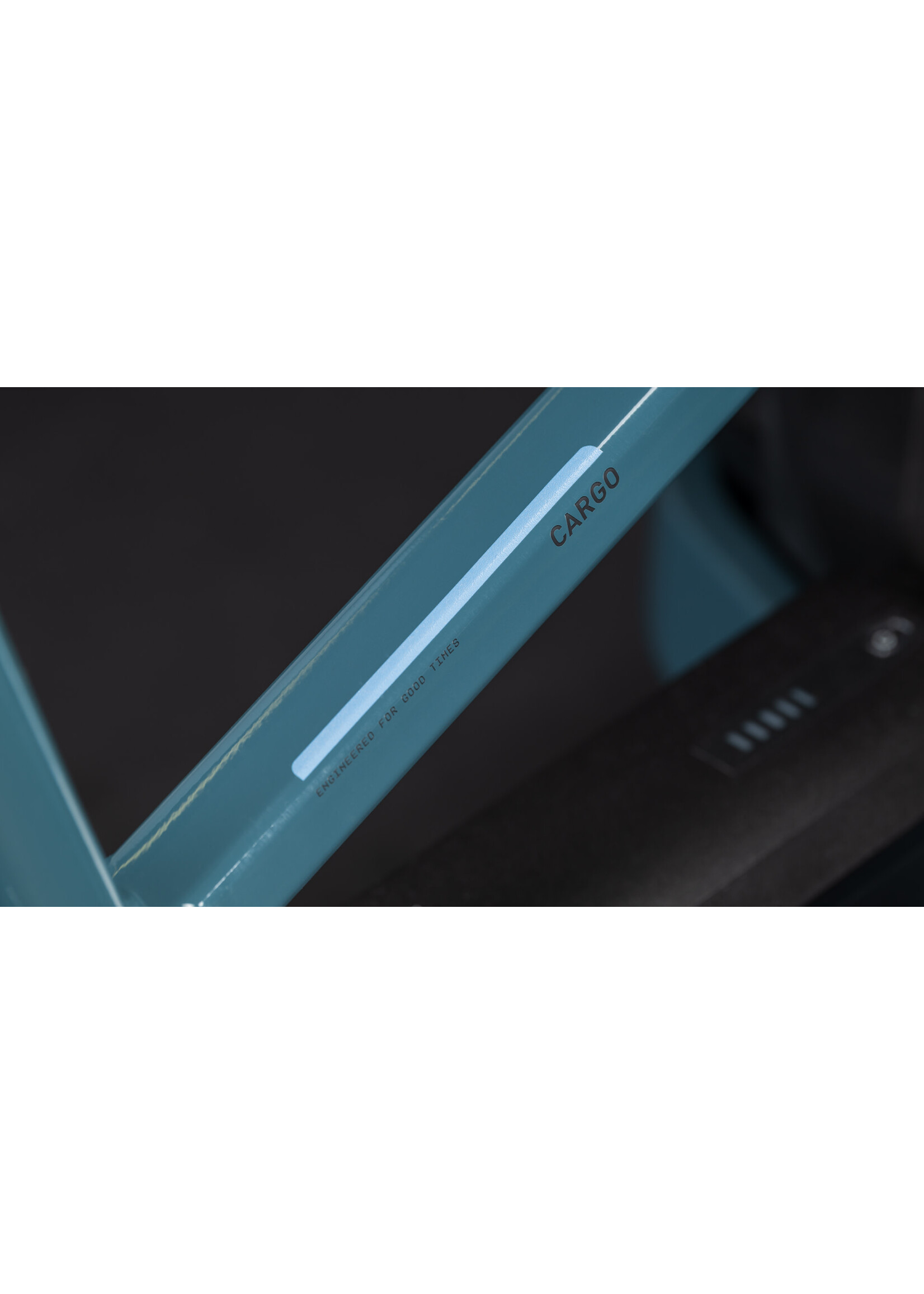 CUBE Cube Cargo Hybrid 800 storm´n´reflex