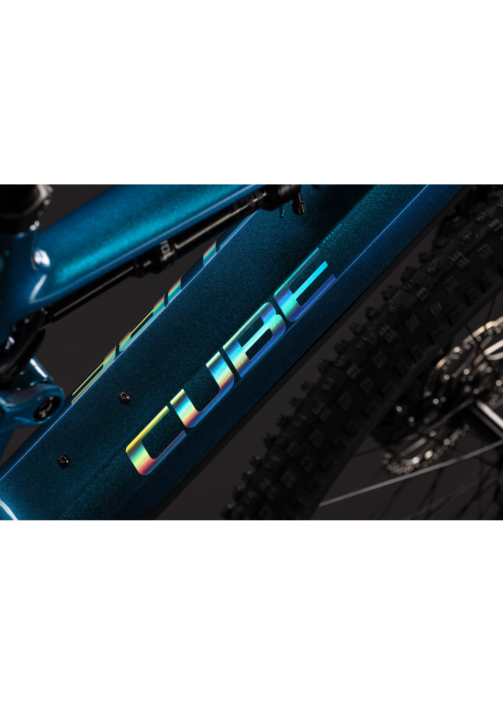 CUBE Cube Stereo Hybrid ONE44 HPC Race 800 nebula´n´prizm