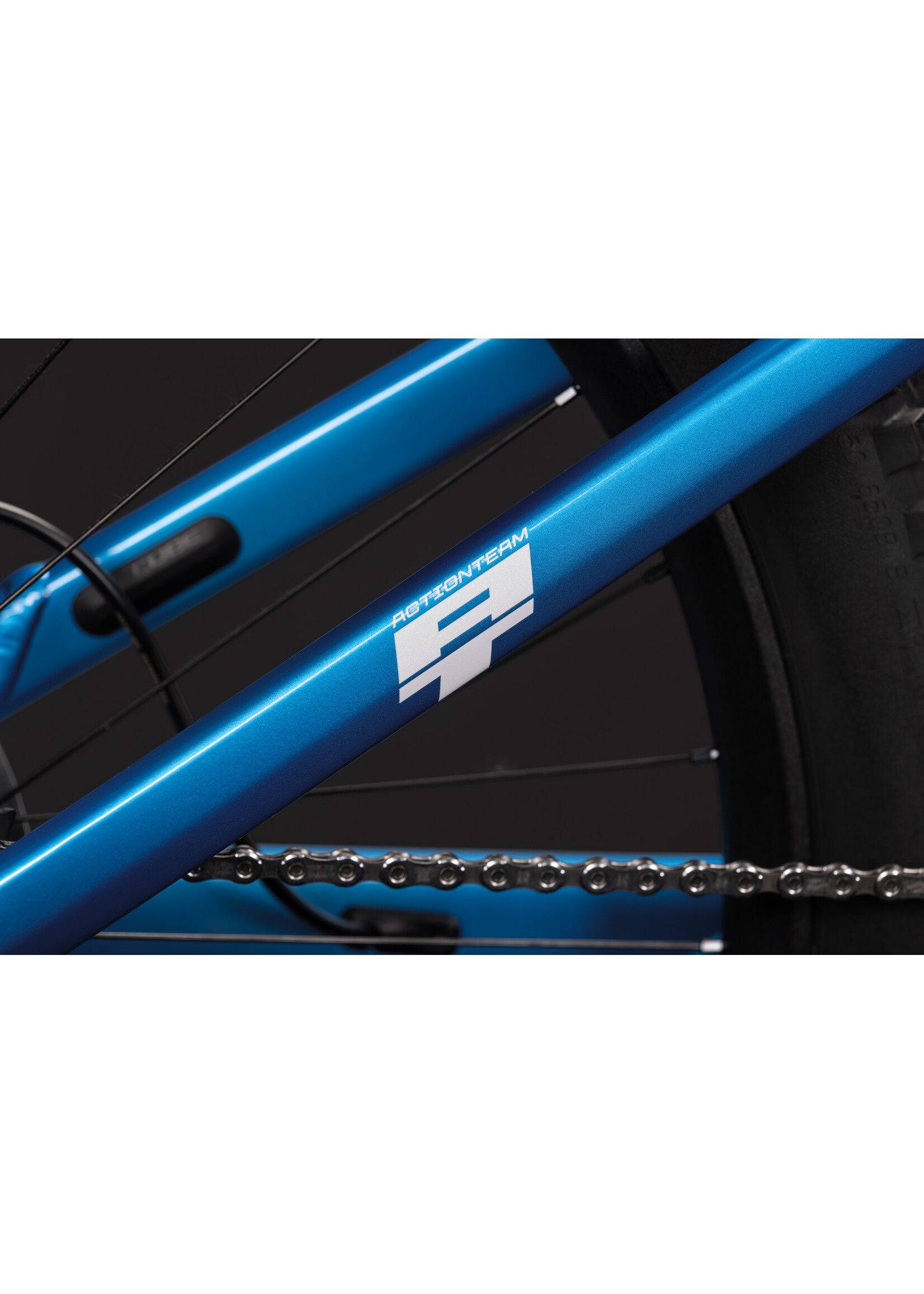 CUBE Cube Stereo Hybrid ONE77 HPC AT 800 actionteam
