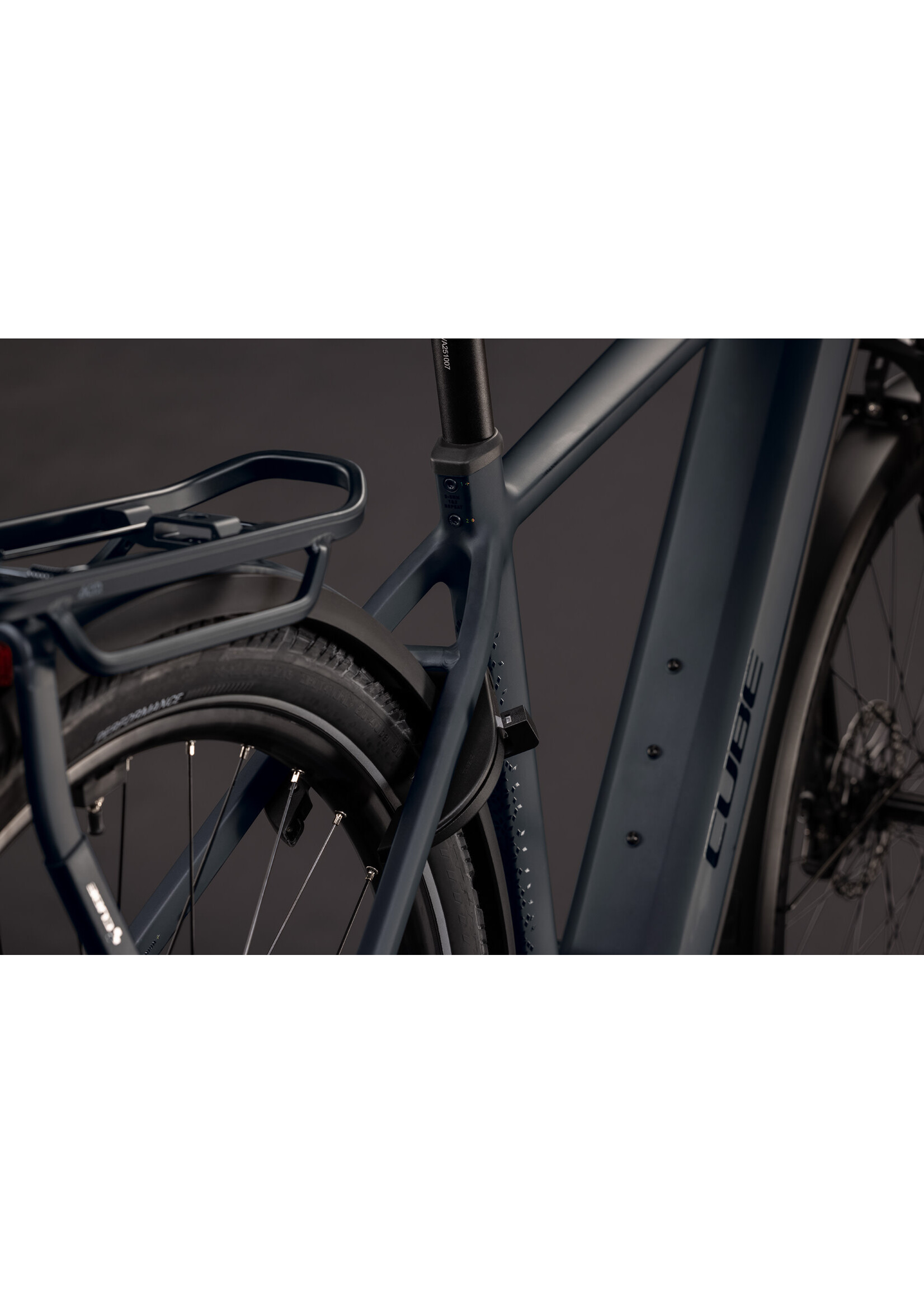 CUBE Cube Kathmandu Hybrid Pro 800 coal´n´black