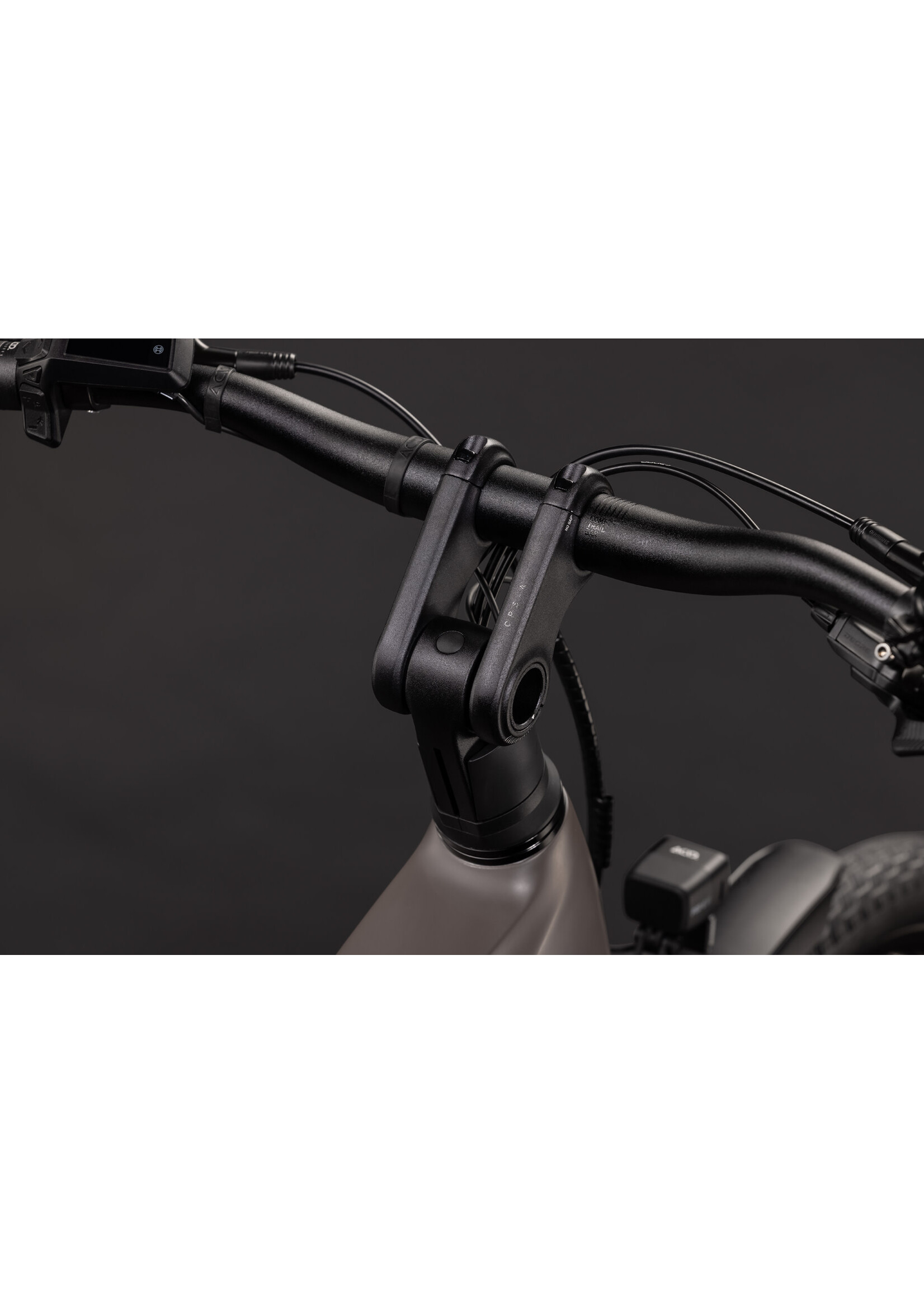 CUBE Cube Kathmandu Hybrid ONE 800 cedar´n´chrome