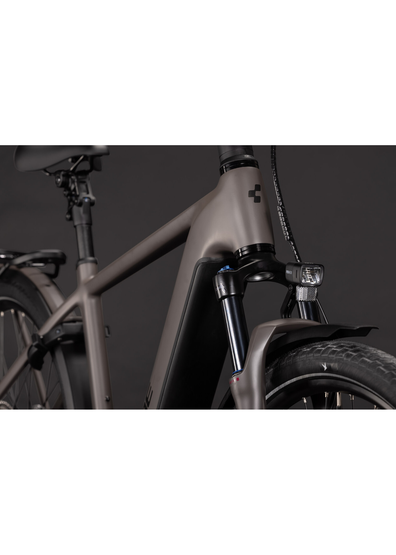 CUBE Cube Kathmandu Hybrid ONE 800 cedar´n´chrome