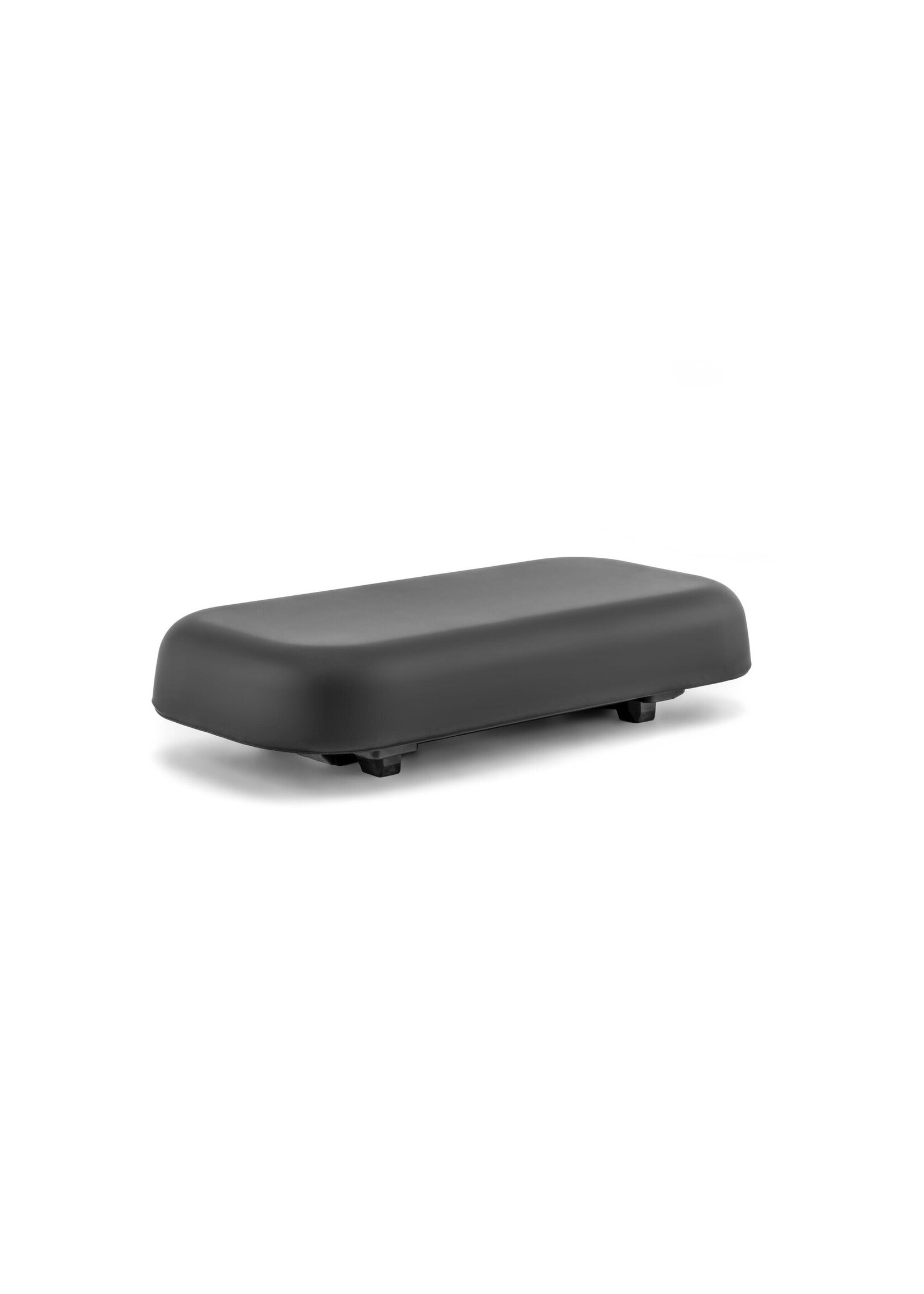 Moustache Moustache Georges passager Lundi 20 Cargo