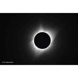 Planetariumvoorstelling Eclips 26 + kijkmoment + Eclipsbril op woensdag 15 juli om 15u15 in de Zirkstraat 36 Antwerpen