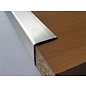 Versandmetall Corniéres de protection inox,  pas isocèle, á 3 plis, longueur 2.500  mm surface brossé  en grain 320