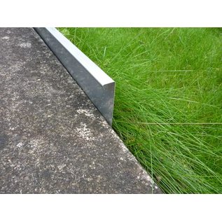 Versandmetall Graskanten extra hoog 250 mm gemaakt van roestvrij staal .