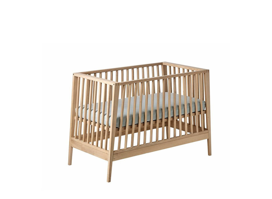 Leander baby cot oak