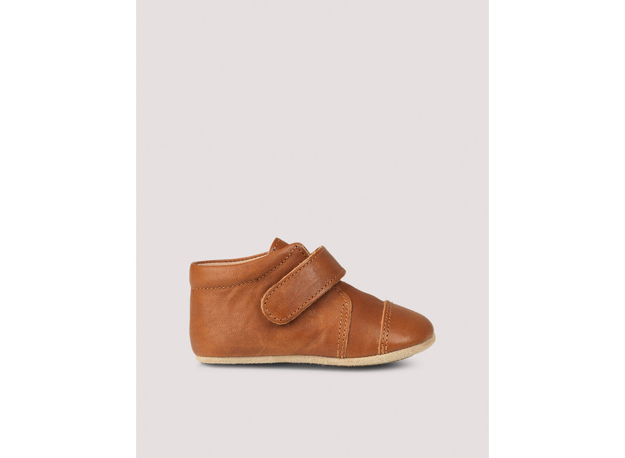 Petit Nord Shoe with Velcro Cognac