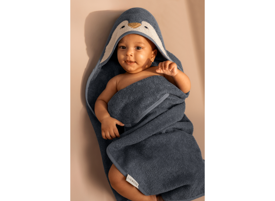 LW Albert Penguin Hooded towel Oceanview mix