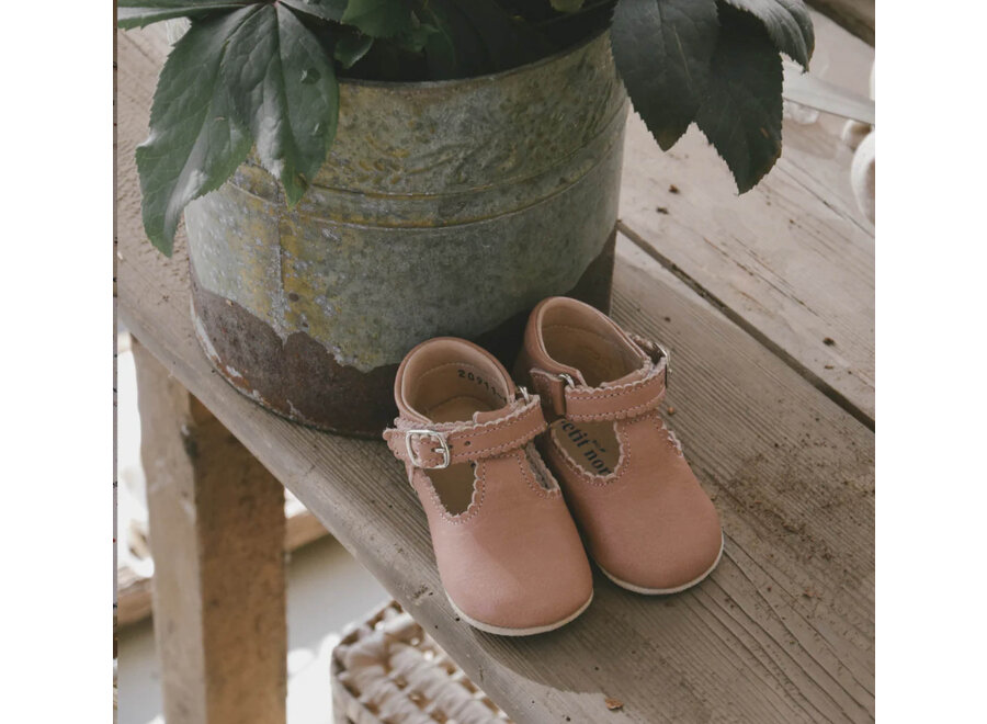Petit Nord Baby Scallop T-bar Tanned rose