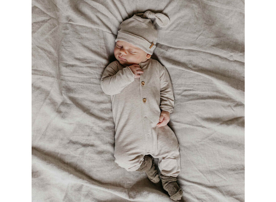 Nixnut Butt onesie Beige