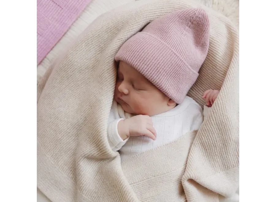 Hvid Fonzie beanie NEWBORN powder