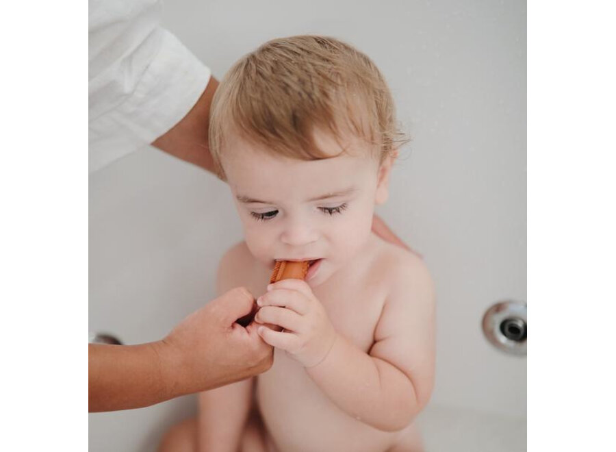 Mushie vingertandenborstel blush/sand