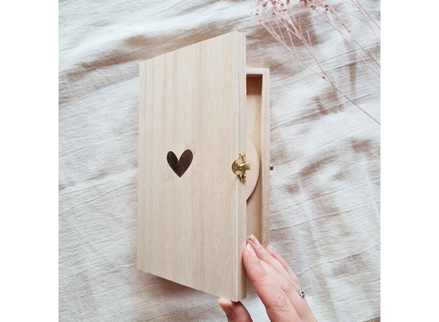 Fien & Feau Aankondigingsdoosje hartje