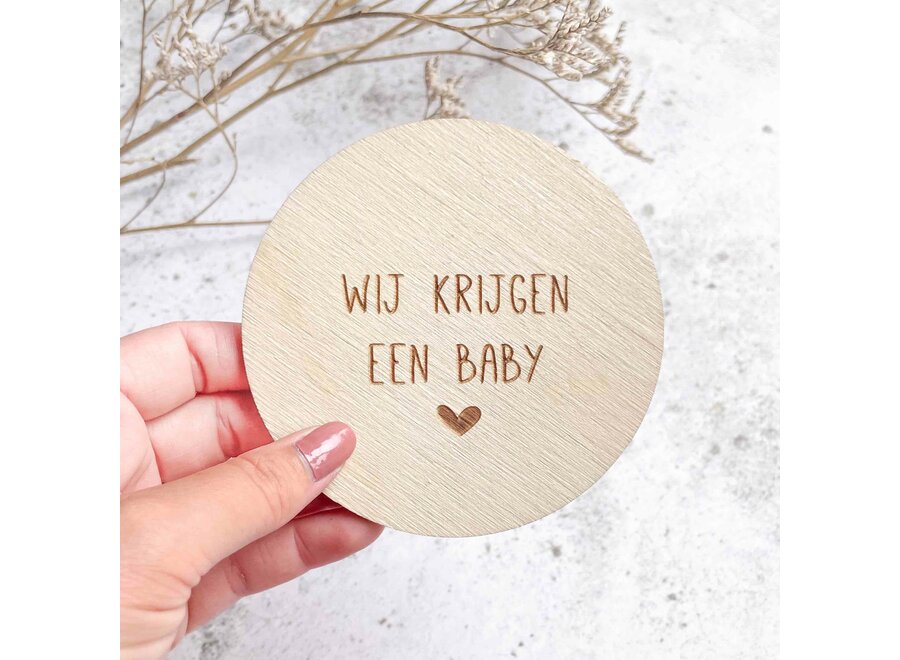 Fien & Feau Houten cirkel - Wij krijgen een baby