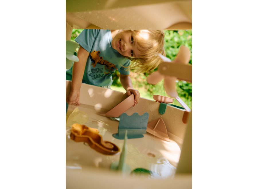 LW Sepp Activity Table Sandy multi mix