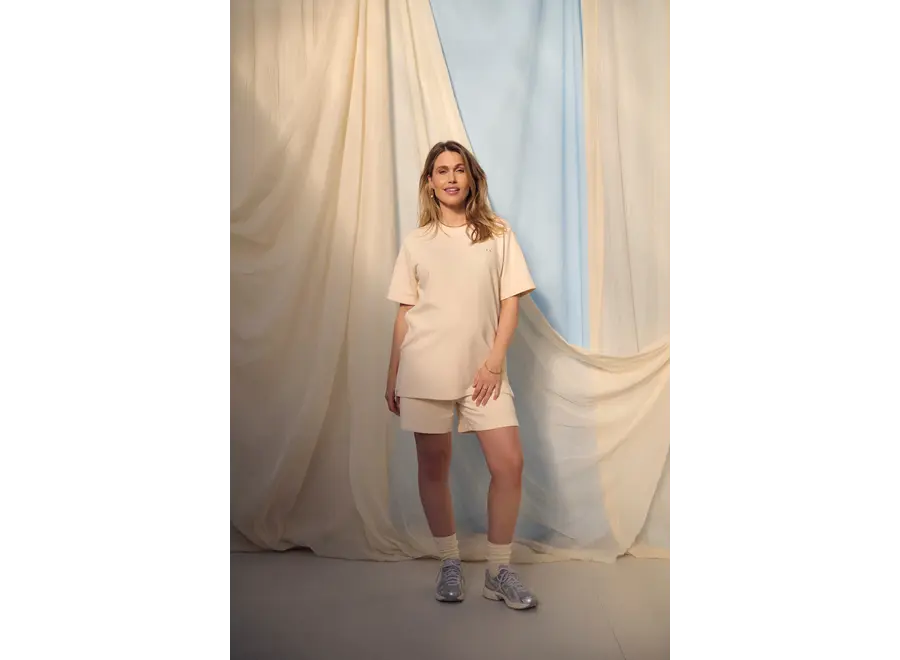 Atelier Melon The Tee Beige