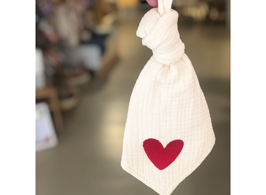 AP Pacifier Cuddle Cloth | L'amour