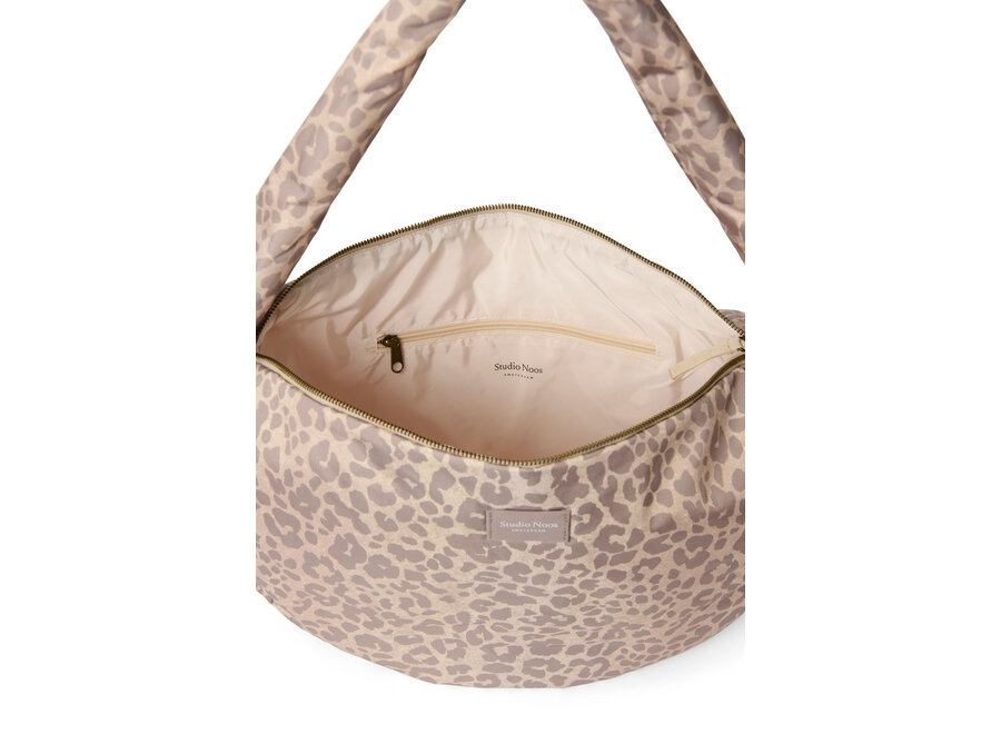 Studio Noos Puffy Cross body bag Leopard