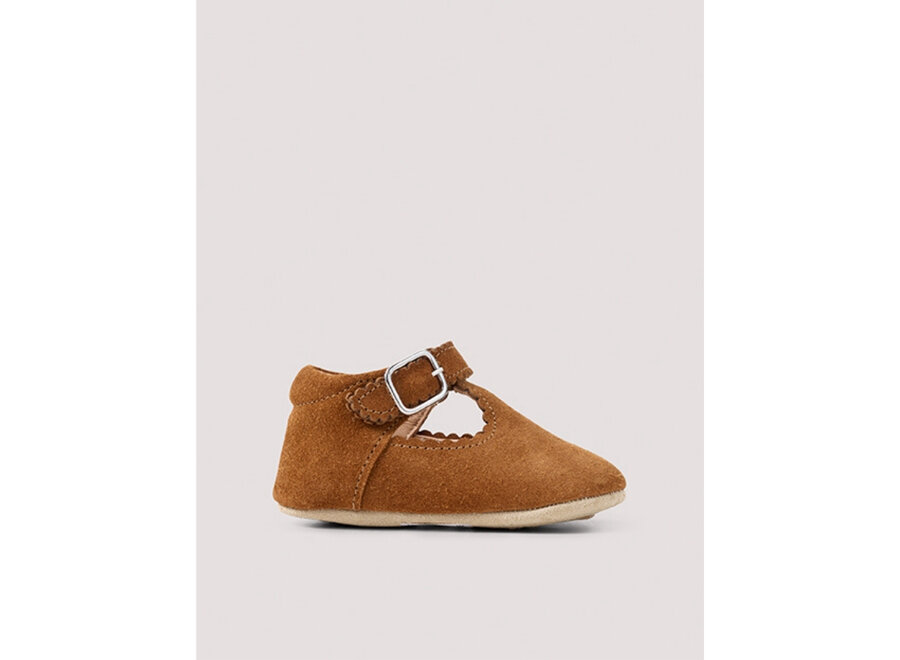 Petit Nord Baby Scallop T-Bar Chestnut