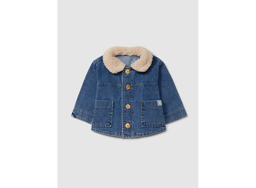 Snug denim jacket