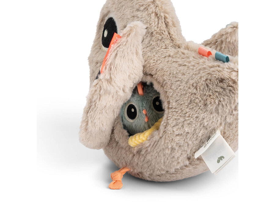 Hide&Seek activity toy Clucky Sand