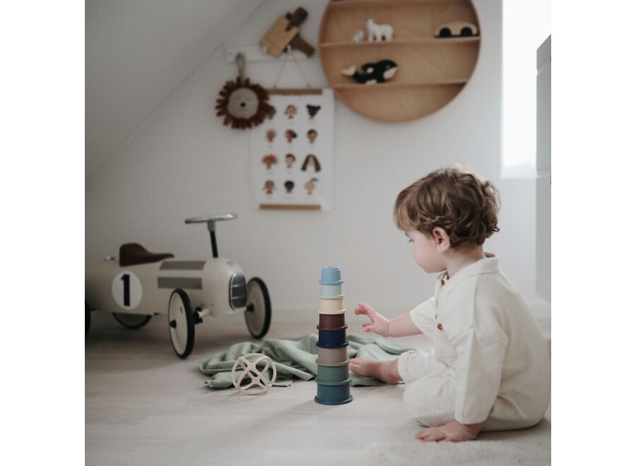 Mushie stacking cups forrest