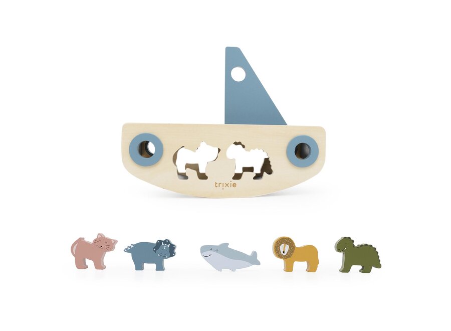 Trixie Wooden sailboat sorter