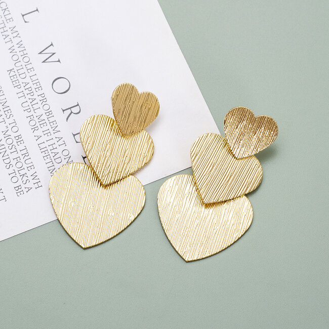 Three Heart Oorbellen | Goudkleurig | 4,9 cm x 2,7 cm | Fashion Favorite