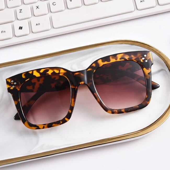 Sun Square Zonnebril | Flame Brown | Fashion Favorite