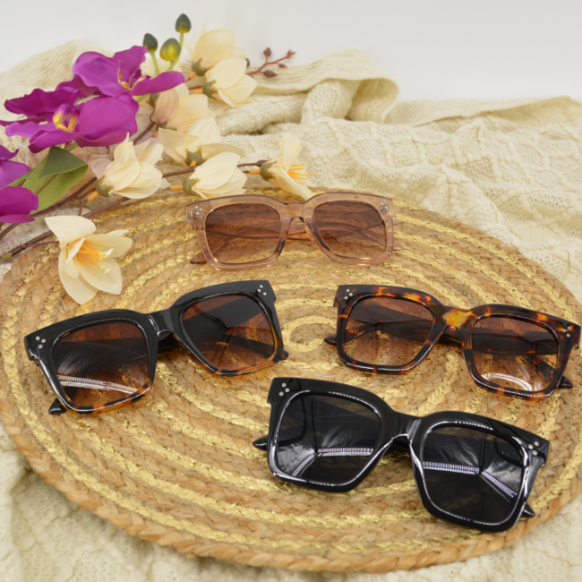 Sun Square Zonnebril | Black/Zwart | Fashion Favorite