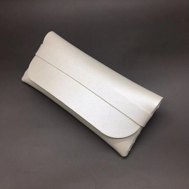 Brillenkoker - Metallic White | 17 x 8 x 2,5 cm | Kunstleer