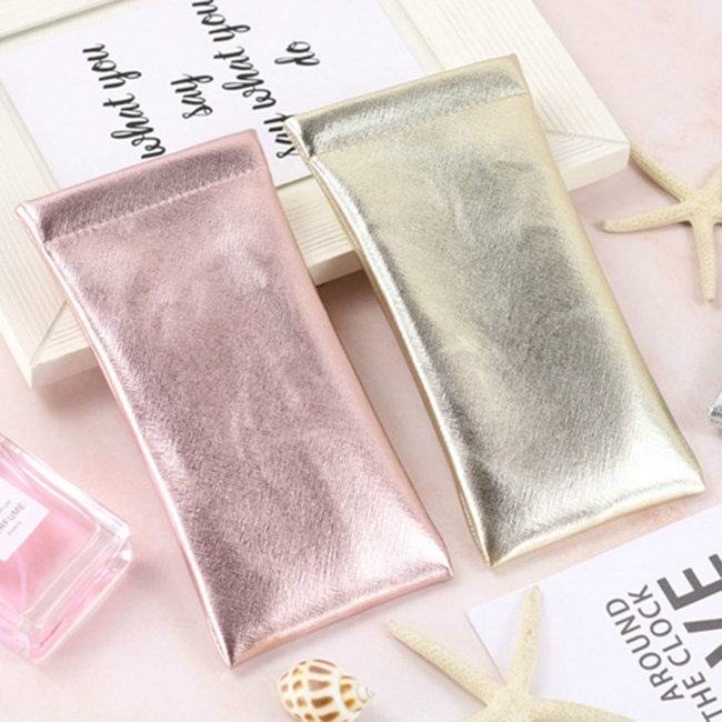 Metallic Brillenkoker / Knijp Portemonnee - Silver | Kunstleer | Fashion Favorite