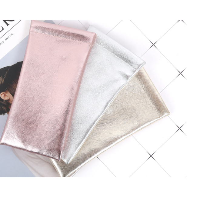 Metallic Brillenkoker / Knijp Portemonnee - Pink | Fashion Favorite