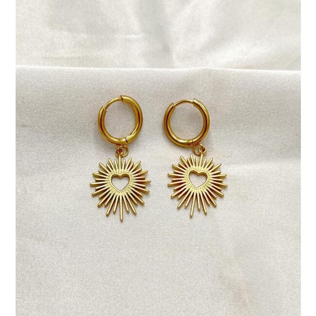 Sunny Love Oorhangers - Goudkleurig | 3,4 x 2 cm