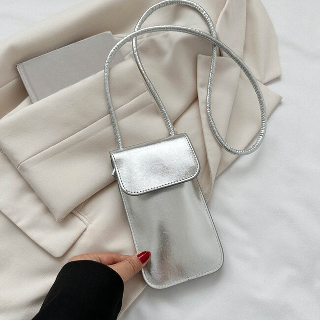 Smartphone Tasje - Metallic Zilver | Kunstleer | Fashion Favorite