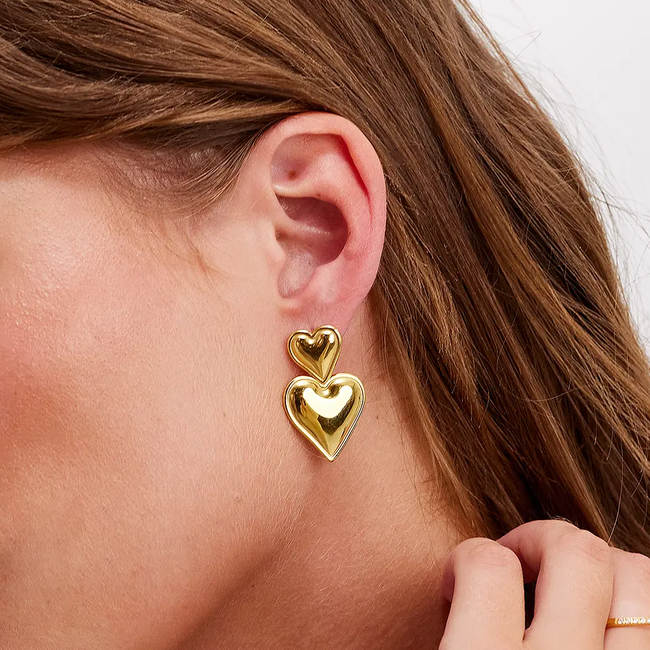 Love Heart Oorbellen - Goudkleurig | 3,2 x 2,1 cm | Fashion Favorite