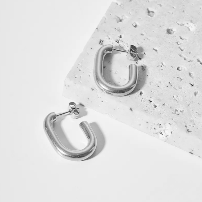 Oorbellen Rectangle Hoop - Zilverkleurig | 2,7 x 1,8 cm | RVS