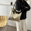 Fashion Favorite Metallic Shopper - Goud | 38 x 36,5 cm | Schoudertas | PU Leer